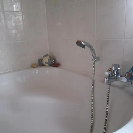 Haus Am Sudfruchtegarten * 로트운터리트부르크